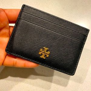 Tory Burch card holder 😍